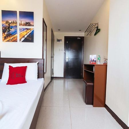 Reddoorz Near Victoria Mall Davao Bagian luar foto