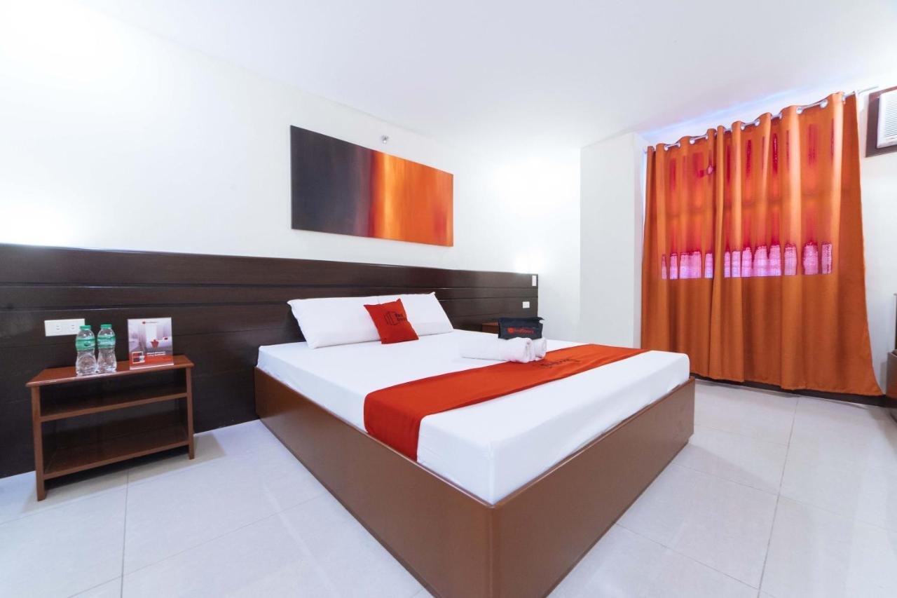 Reddoorz Near Victoria Mall Davao Bagian luar foto